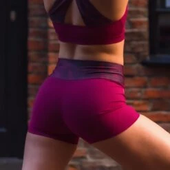 Basilica Rachel Active Shorts -Revolution Shop baw0347 magenta 2