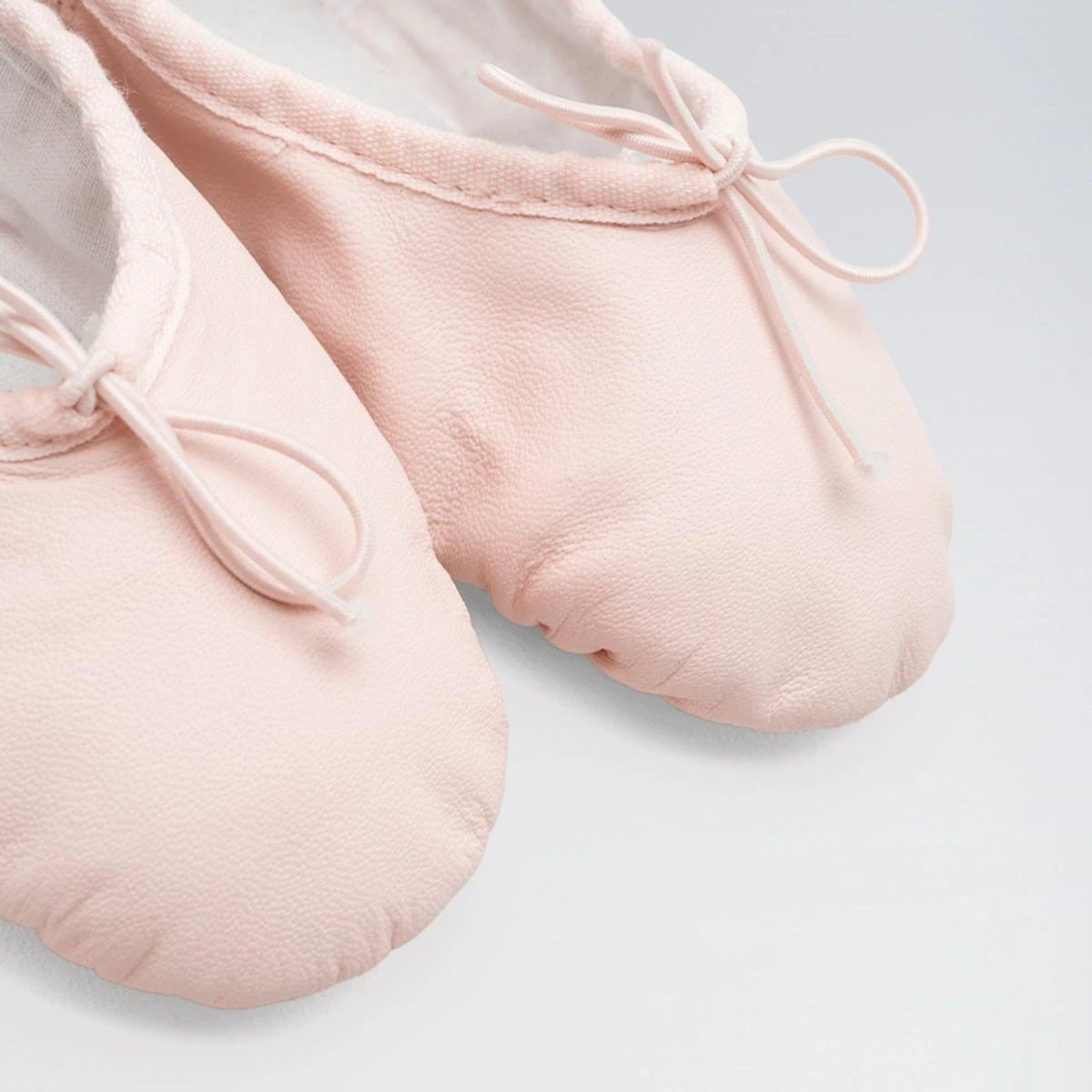 Bloch Dansoft Leather Ballet Shoe 16 Bloch Dansoft Leather Ballet Shoe - Image 14